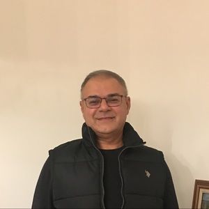 Meet your Posher, Saad